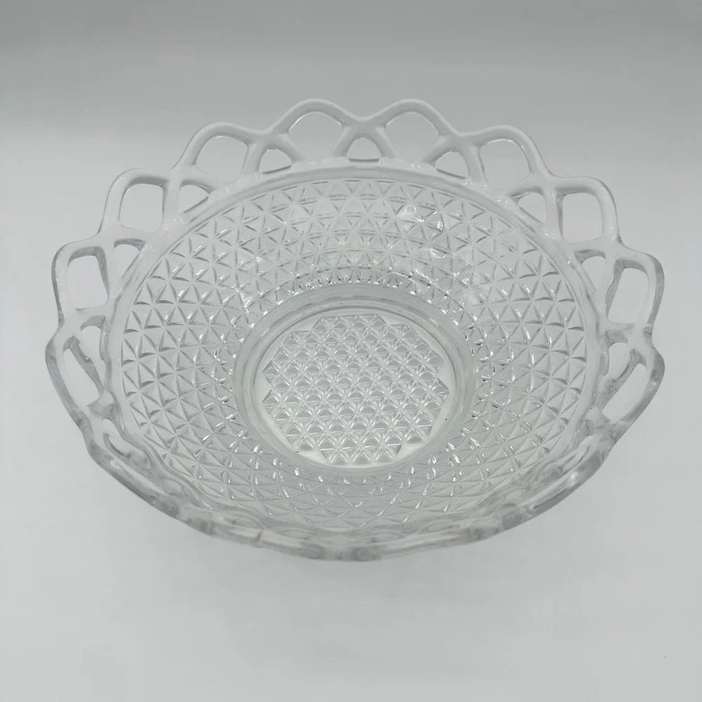 Vintage Imperial Glass Diamond Point Lace Edge Clear Pressed Glass Fruit Bowl‎